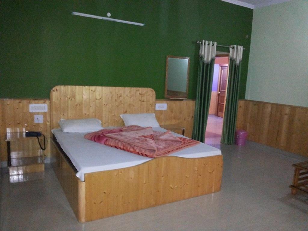 Himgiri Resort Nagchala 客房 照片